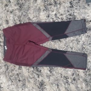 Small Athletic capri pants